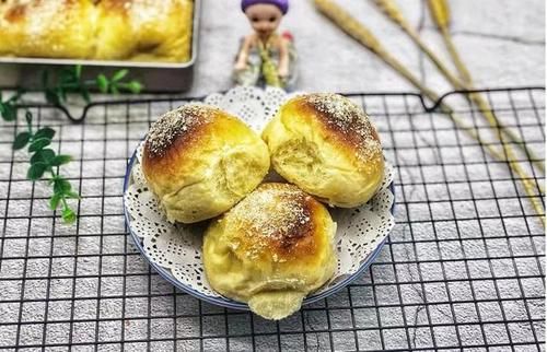 自制|自制椰蓉小面包,学会不用排队买,奶香味十足