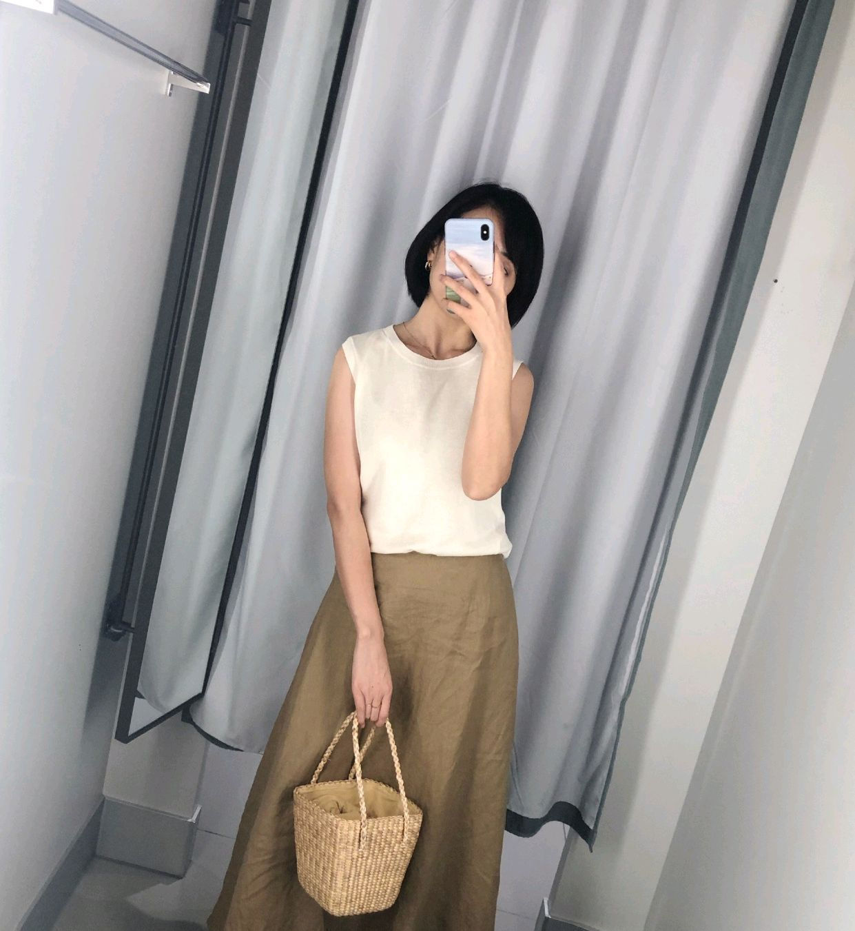  高级|夏日穿搭想要穿出高级很简单，清爽的半身裙，既时髦又减龄