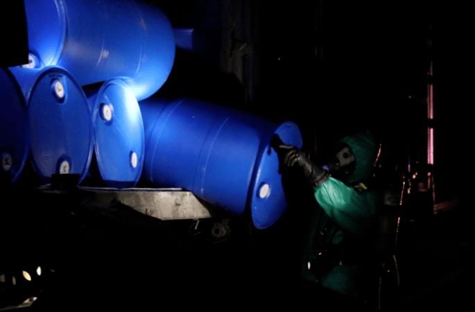  现场|急！有毒化工原料泄漏！