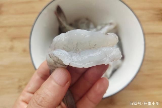  美味|大热天，儿子迷上这美味，不开火不用油，外酥里嫩，又香又解馋