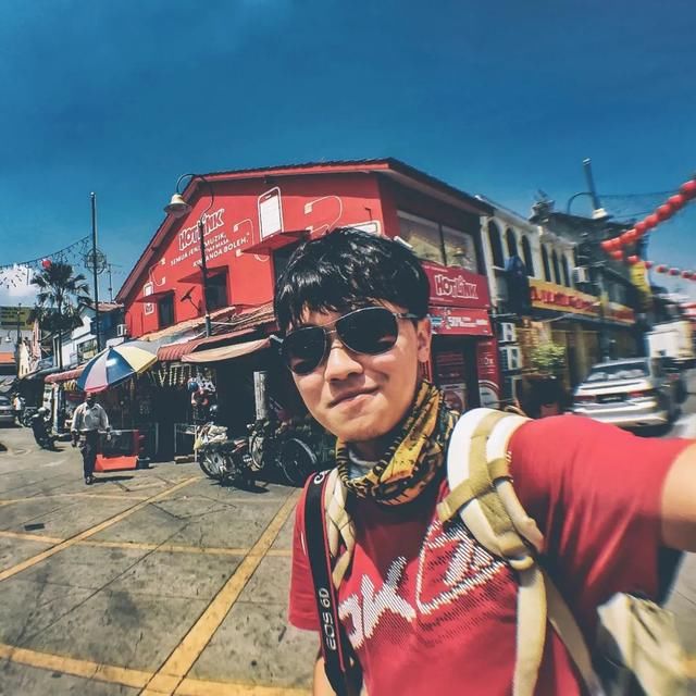  懂行|懂行｜夏日冲浪季，我们采访了几位冲浪达人