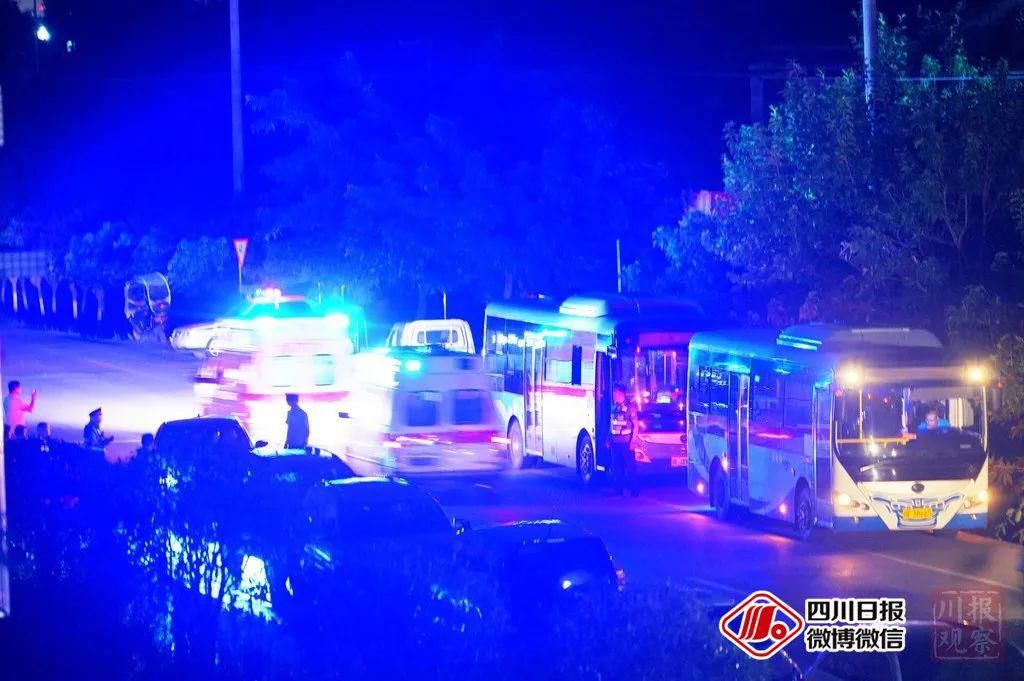  金雁花炮|鞭炮厂发生爆炸，现场腾起“蘑菇云”，2人重伤