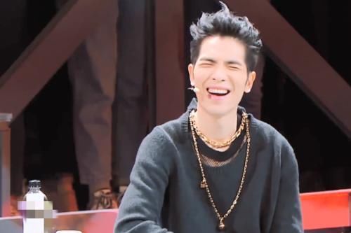 核心|王俊凯做老板不易,节目没开播学员diss导师,核心团队互相质疑