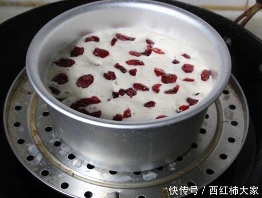  松软|做发糕如此简单，手不沾面，搅一搅，香甜松软，家人抢着吃！