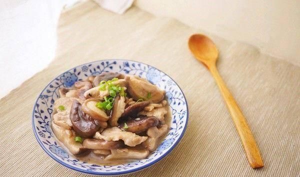  过瘾|香菇炒肉，柔软嫩滑，美味过瘾，简单易学