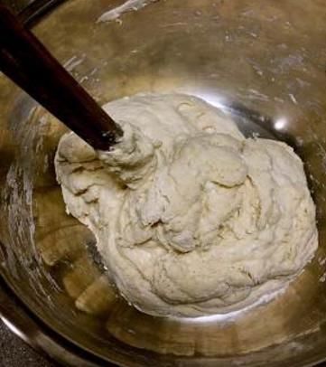  把面|烙饼时，怎么出层次？面点师傅教你正确做法，烙饼香软可口又多层