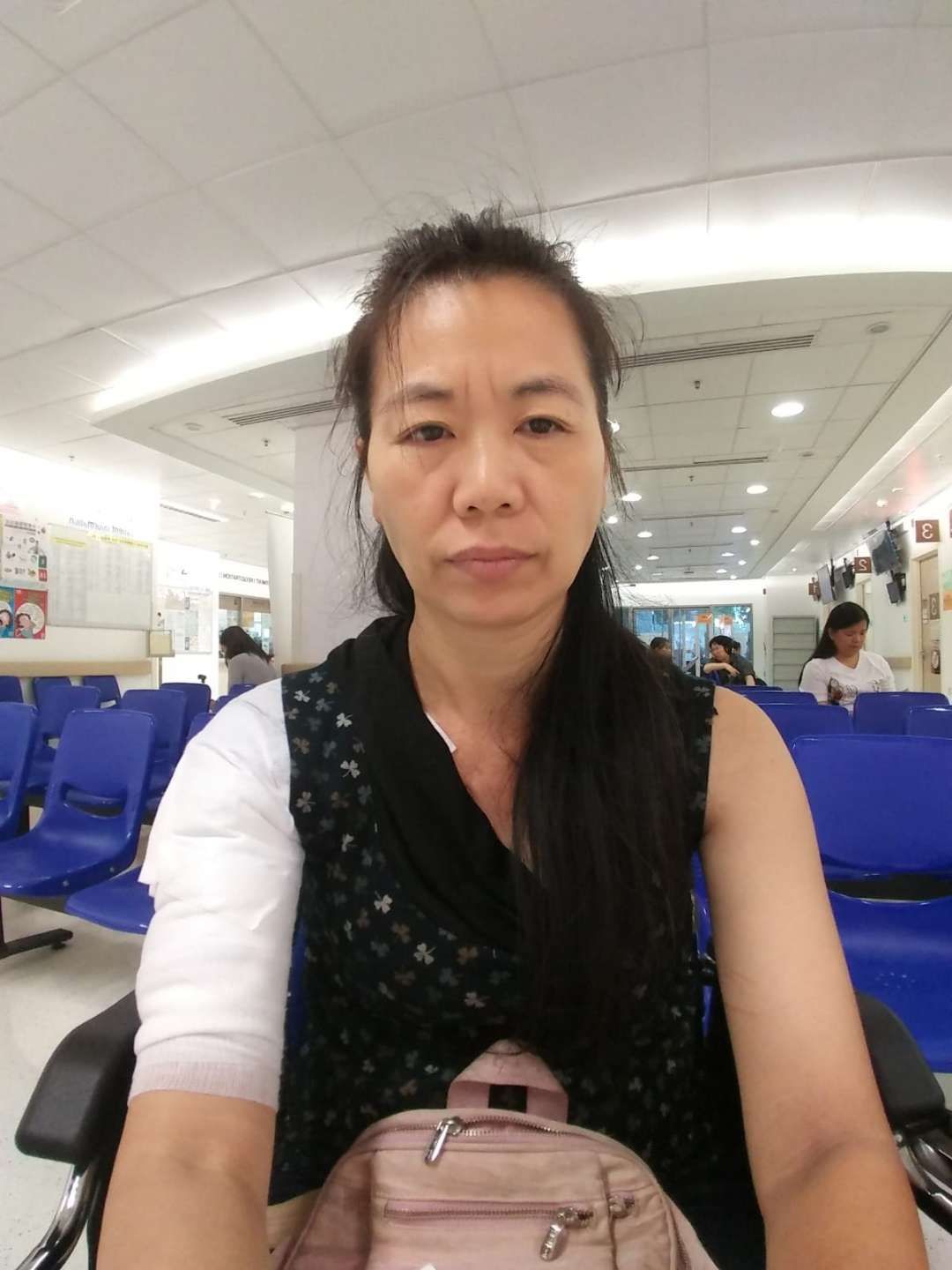 香江|香江来信 | 我被黑衣暴徒三次围殴，打掉了7颗牙齿