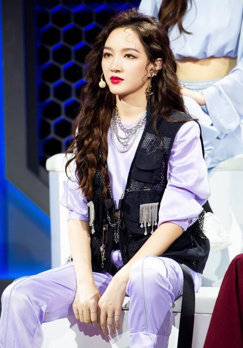 宁静|《乘风破浪的姐姐》排名再次变化,宁静掉到第5,金晨卡8,她第1断层出道