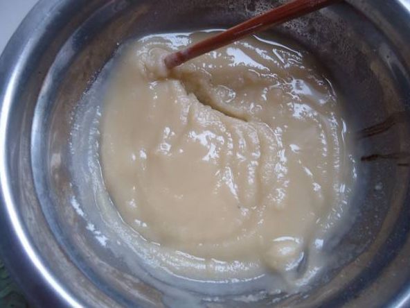 牢记|烙饼发干发硬别再只会开水烫面了，牢记这2点，烙饼柔软层次多