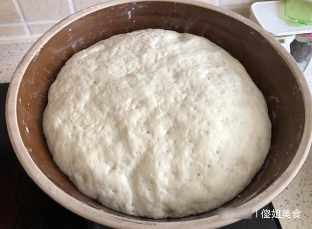 比买|我家发面时只放“2样”,8分钟发满盆,蒸出的馒头比买的还好吃