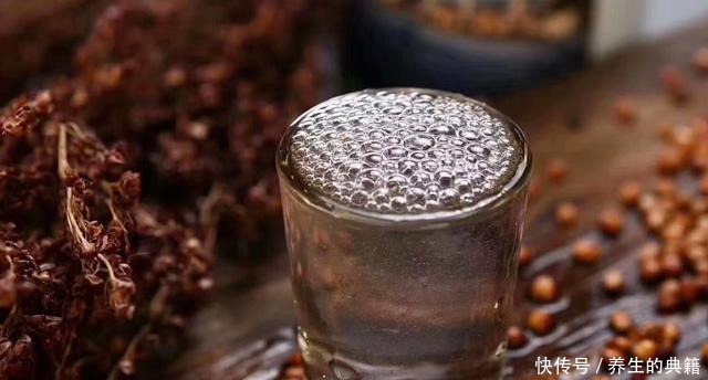 超市|纯粮酒定价都很贵其实不尽然,超市中有不少平价纯粮酒