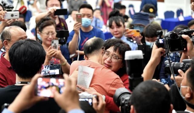 活下去|失散32年，终于等到你！母亲：从来没想放弃，你是我活下去的勇气