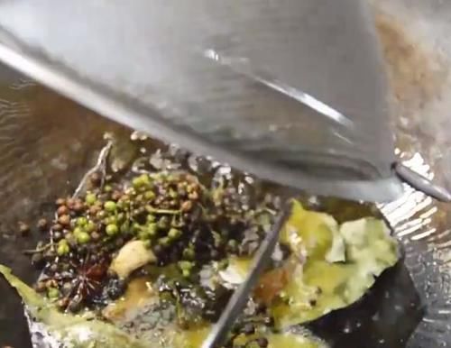  香辣|爆炒鸡块，一道香辣鲜美的家常菜，按照步骤学，也能做出饭店味道