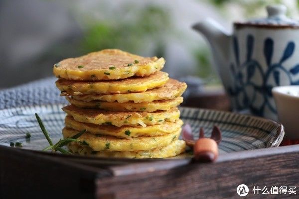 鸡蛋|家里剩米饭不炒了，这样做每次盘子都光光的！