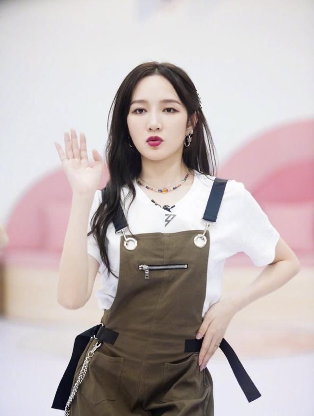  宁静|宁静不选郑希怡，王霏霏低头不敢看万茜，女明星之间只有利益？