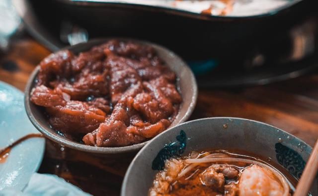  寻味|寻味成都 | 一座来了就不想走的城，一台开了就不想下的车