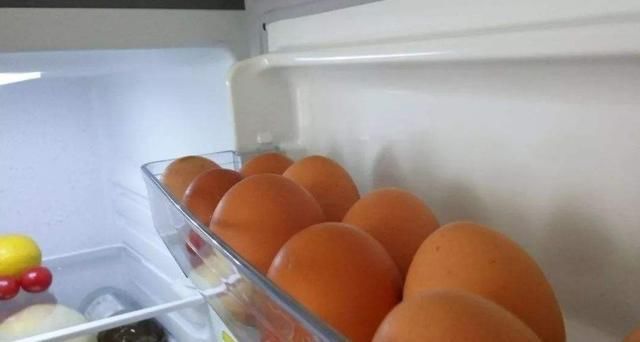  鸡蛋|为了能让鸡蛋保存时间更长，最好别放冰箱，用这方法半年都没事