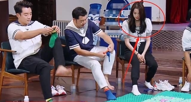 压板|跑男团都怕的指压板,欧阳娜娜却丝毫无感,蔡徐坤说出了大实话