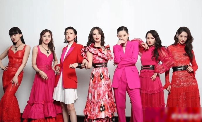 宁静|《浪姐》训练到底有辛苦?看宁静和黄圣依现状,都瘦脱相就知道了