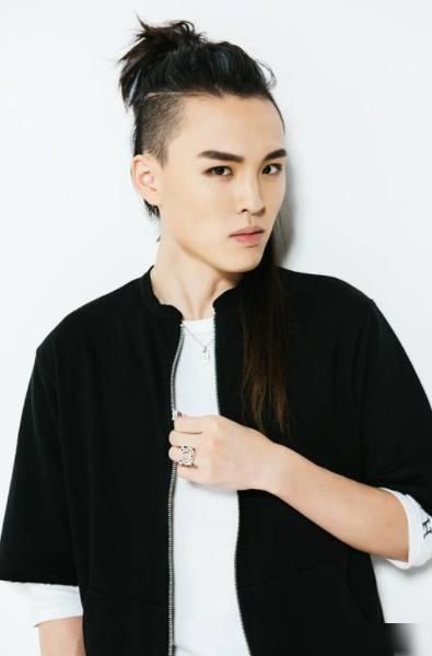 歌手|曾在《好声音》成名走红,却因爱情放弃事业,如今逐渐沦为路人!