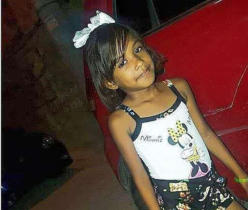  女孩|男子掐死邻居家的9岁女孩，把尸体和石块装在一起沉入大海