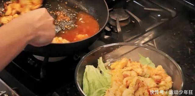 滑嫩|水煮鱼的家常少油做法,鱼片滑嫩,香辣可口制作简单