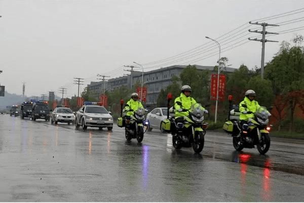 抓获归案|杀人焚尸，潜逃21年之久！警方现已抓获2名命案逃犯