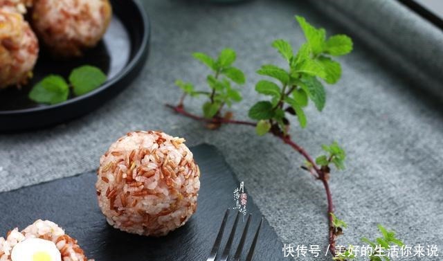 做法|我家今天的早餐，又香又好吃，挺简单的，网友这做法第1次见