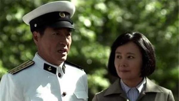 书记|父母爱情:相比安杰江德福,丛校长和杨书记才是伉俪情深让人羡慕