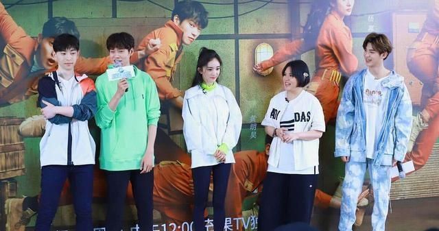  仍旧|《姐姐》话题热搜不断，收视率仍旧还是被它超过了