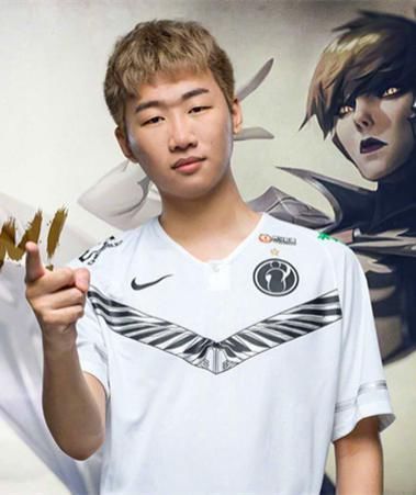 沉迷|IG宁王排位再沉迷AD位 战绩不佳遭质疑后 回应很霸气