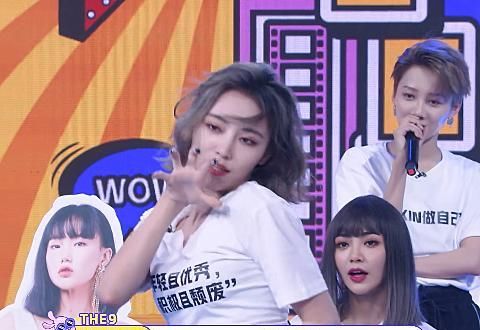  许佳琪|许佳琪在“首综”即兴模仿时，金星直夸有感觉，虞书欣秒变小迷妹