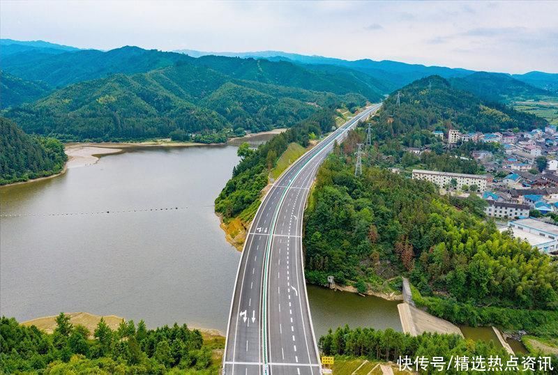 湖南靖黎高速公路即将通车 助力区域经济快速发展