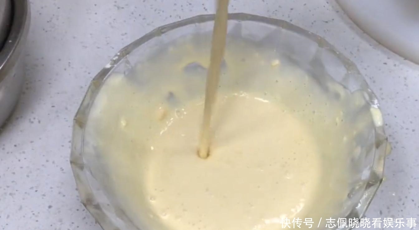  技巧|炸香蕉这么简单，教你小技巧，夏天配上雪糕吃，就是精致小点心了