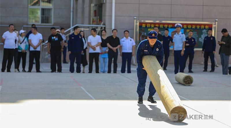 营区|张掖市森林消防支队举办“八一”营区开放日