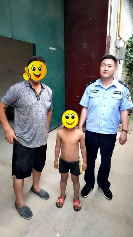  路边|4岁男孩路边独自哭泣，民警驾车安全送回家