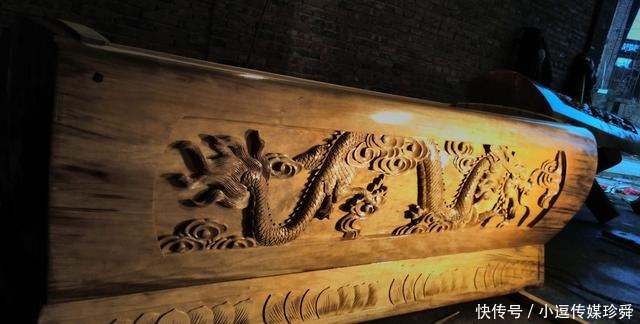 嘉庆皇帝|皇帝打猎中暑离世,没有棺材,临时找来几块板,8千人抬