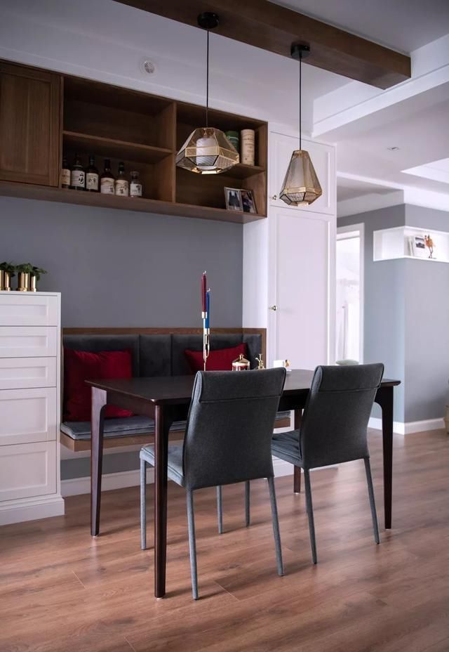  客厅|90后小夫妻花36万元装修的现代风格，130平米三居室太赞了！