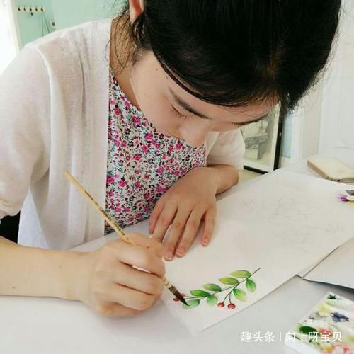  黑板报|00后黑板报画得太优秀，宛如“3D打印”，网友：看出艺术展的效果