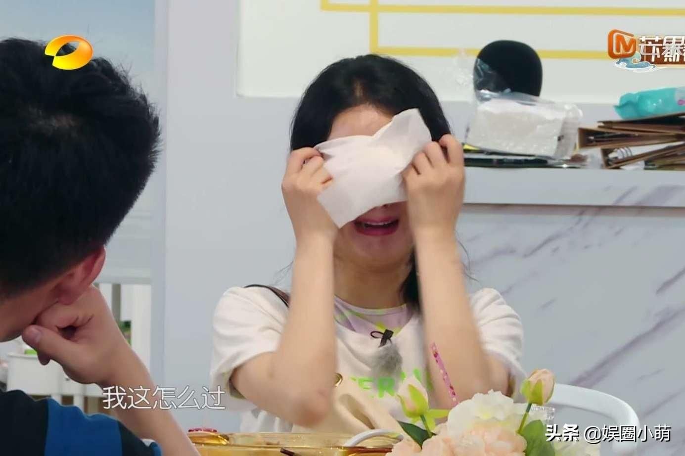  辞职|中餐厅店长中途辞职停止录制，只剩下赵丽颖一人，处处透露着尴尬