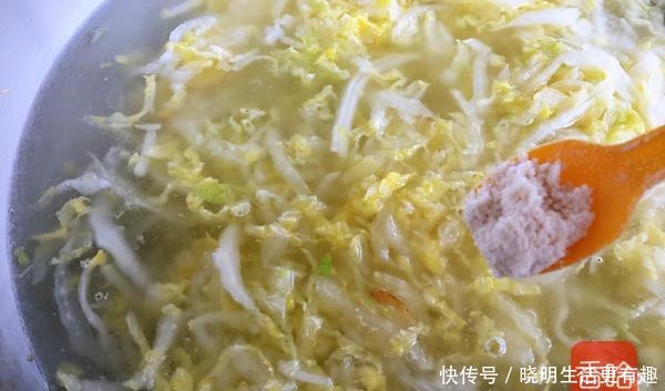 白菜鸡蛋汤|不到6毛一斤的食材,比萝卜还便宜,维C比苹果高4倍秋季多吃