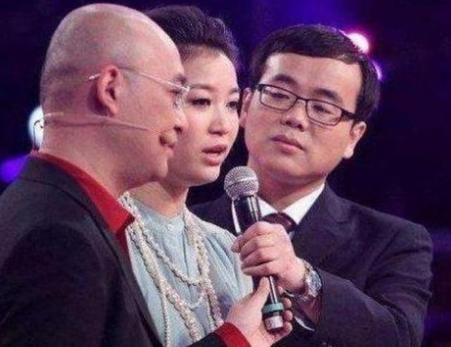  下台|《非诚勿扰》中，“无臂女孩”牵手成功后，下台被甩的她现在如何