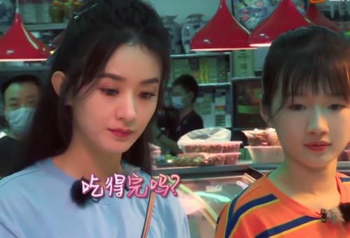 消费|中餐厅员工聚餐吃火锅,谁注意光买菜花了多少钱?这才明星真实消费