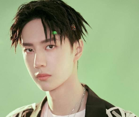  人能|王一博：没有人能连续爆红两个夏天，他做到了！