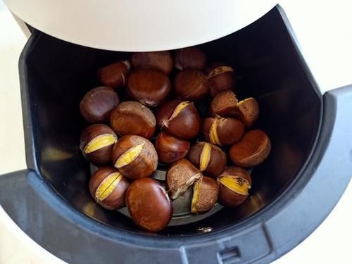 最快|剥板栗最快的方法,2秒一个,颗颗完整,轻轻松松1大盘