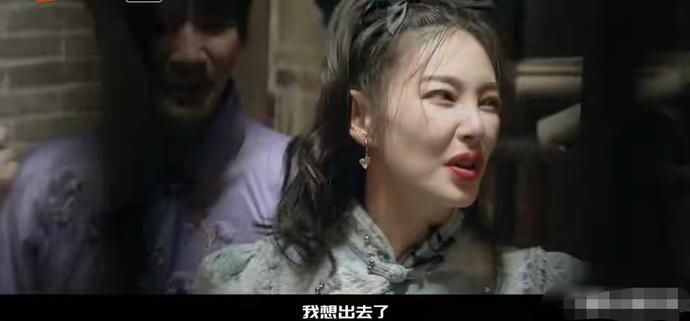  乘风破浪|《密逃×姐姐》会员付费、口碑一团糟，为了圈钱牺牲口碑值吗？