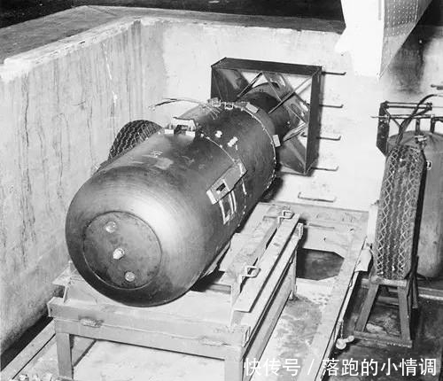  舰长|运送广岛原子弹的1200美军, 战后只活下来300人