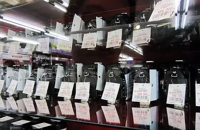  人民币|日本东京的二手相机店！富士屋相机挖宝+日本二手相机制度