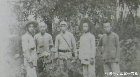 团长|抓到200多俘虏，八路团长对他儿子说，你一个人把他们押回根据地