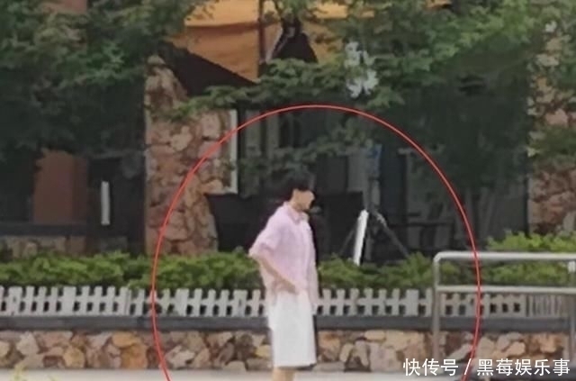 杨超越|《中餐厅》放大招,王俊凯回归不算啥,飞行嘉宾全是顶级流量